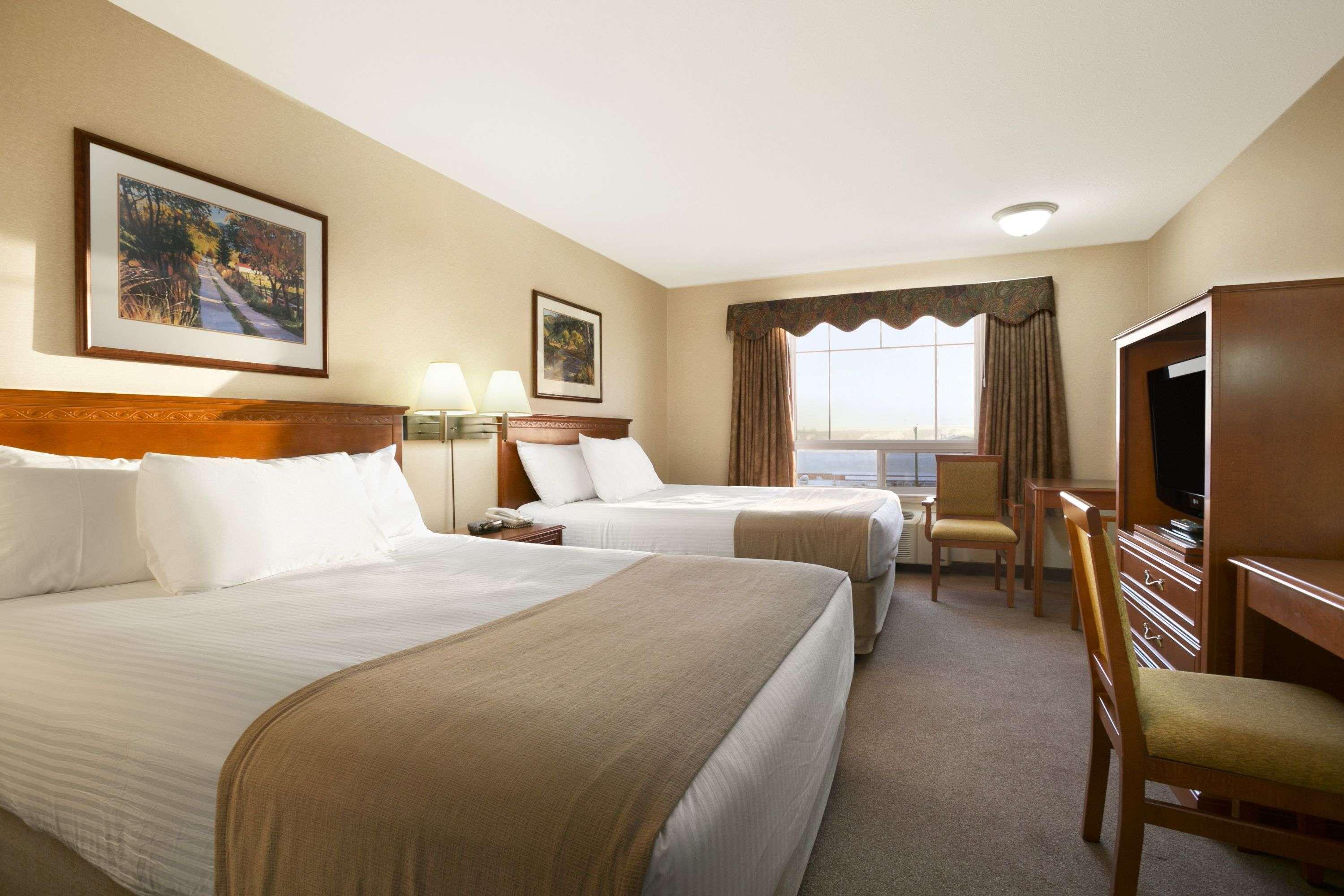 Hotel Super 8 By Wyndham High Level Ab Extérieur photo